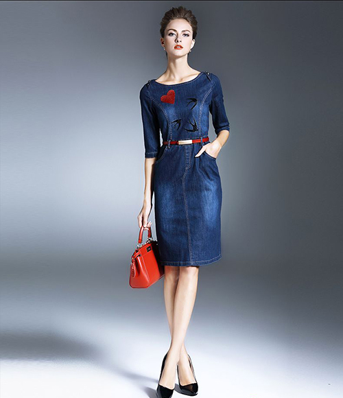 ĐẦM JEAN CỔ TRÒN TAY LỠ THÊU ÉN